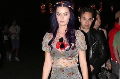 Katy Perry Lagi-Lagi Pakai Gaun Transparan