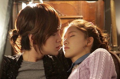 Jang Geun-suk Ingin Cium Yoona SNSD di 'Love Rain'
