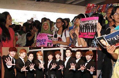 Video Amatir Kedatangan Super Junior di Indonesia