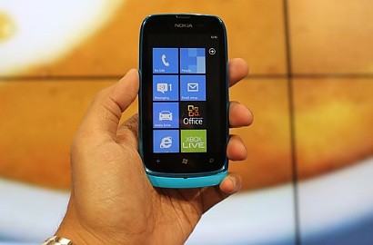 Nokia Lumia 610 Rilis Andalkan Navigasi Bahasa Indonesia