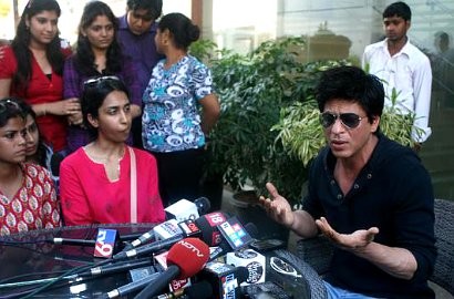 Shahrukh Khan Bantah Sedang Mabuk Ketika Bertengkar di Stadion