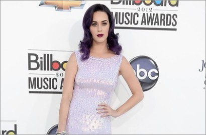 Katy Perry Digosipkan Putus dengan Pacar Baru