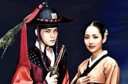 Hero Jaejoong Tunjukkan Cinta pada Park Min Young di 'Dr. Jin'
