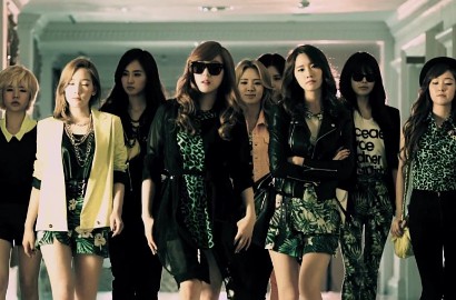 SNSD Rilis Dua Video Musik 'Paparazzi' Sekaligus