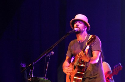 Konser Jason Mraz di Jakarta Bertabur Cinta