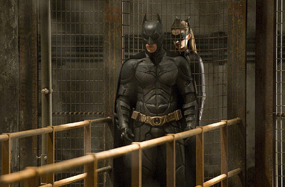 Christian Bale: Anne Hathaway Sempurna Perankan Catwoman