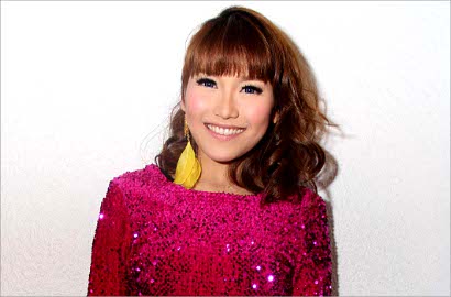 Ayu Ting Ting Populerkan Busana Muslim I-Ting