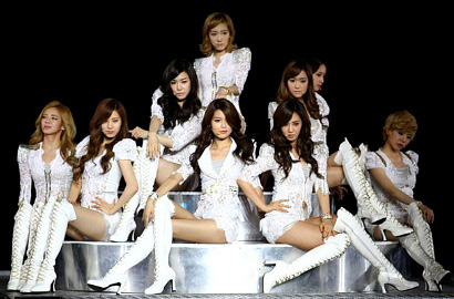 SNSD Rayakan Ulang Tahun Ke-5 dengan Beramal