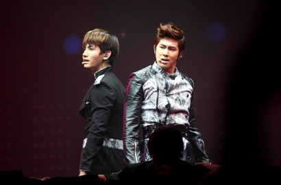 TVXQ, SNSD, EXO, G-Dragon, 2NE1 Tutup Akhir 2012 dengan Karya Baru
