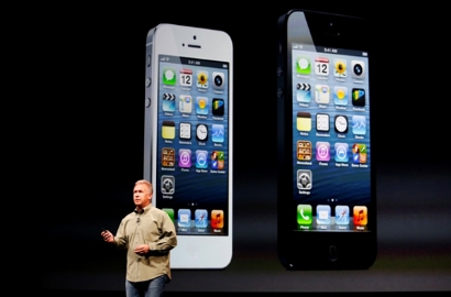 Pre-Order iPhone 5 Pecahkan Rekor 2 Juta Unit