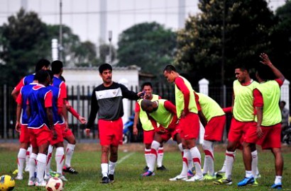 Pelatih Timnas: Irfan Bachdim cs Masih Sulit Kontrol Emosi