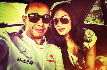 Nicole Scherzinger dan Lewis Hamilton Bantah Hubungannya Retak