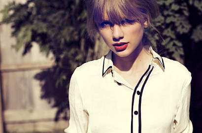Taylor Swift Patah Hati di Lagu 'I Knew You Were Trouble'