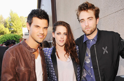 Robert Pattinson dan Kristen Stewart Serbu Layar Kaca Promo 'Breaking Dawn 2'