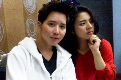 Rangga SMASH Jahili Pacar Via Twitter
