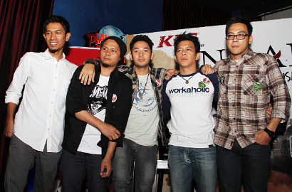 Batalnya Konser NOAH di Palu Bukan Karena Demo