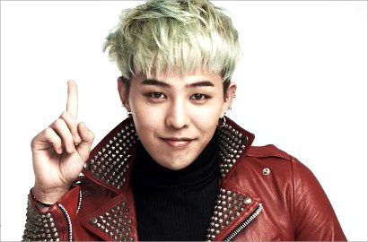 G-Dragon Terpilih Jadi Seleb Berpakaian Terbaik 2012