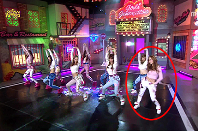 Jessica SNSD Mendadak Bengong Saat Manggung di 'Music Core'