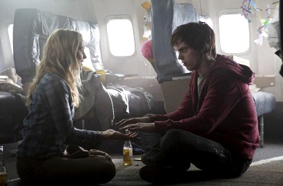 Film Romantis Zombie 'Warm Bodies' Jawarai Box Office