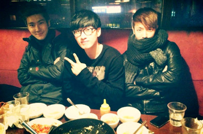 Asyiknya Eunhyuk, Donghae, Siwon SuJu Makan Bersama