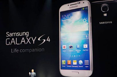Samsung Galaxy S4 Resmi Dirilis