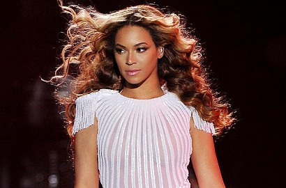 Beyonce Knowles Siapkan 3 Koper Khusus Wig untuk Tur Konser 'Mrs Carter'