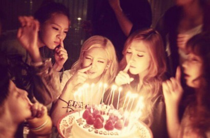 Serunya Member SNSD dan Fans Rayakan Ulang Tahun Jessica