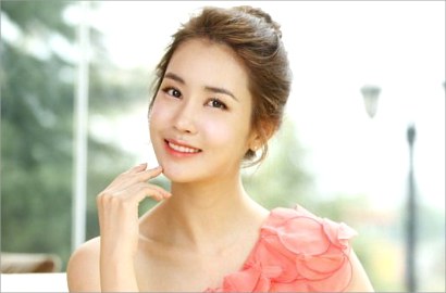 Lee Da Hae Akui Lakukan Operasi Plastik