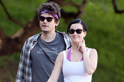 Katy Perry Saling Goda di Pesta Barbecue dengan John Mayer