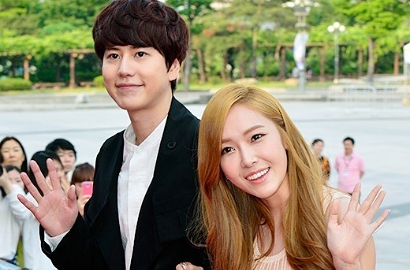 Serasinya Kyuhyun SuJu Gandeng Jessica SNSD Hadir di Award Musikal