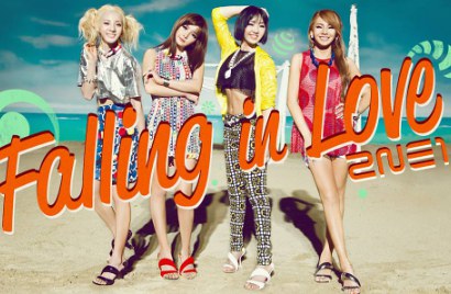 Fans Takjub Dara Tampil Blonde di Video Musik 2NE1 'Falling In Love'