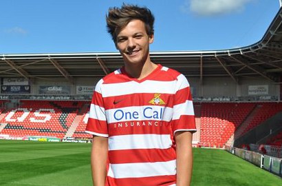 Louis Tomlinson 1D Gabung Jadi Pemain Sepak Bola Doncaster Rovers