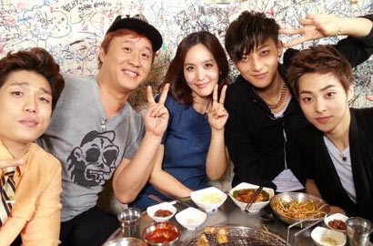 Lahapnya Xiumin dan Tao EXO Makan Gratis di 'Shik Shin Road'