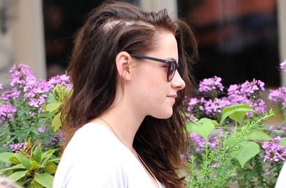 Kristen Stewart Diduga Alami Kebotakan Akibat Stres