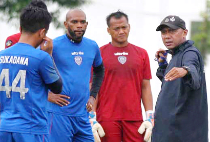 Arema Kerjasama dengan Klub Jepang, Siap Tantang Barcelona