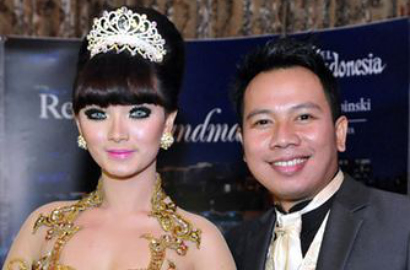 Zaskia Gotik Ingin Sekolah Lagi dan Abaikan Masalah Vicky Sekeluarga