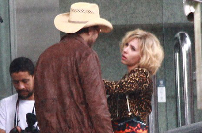 Scarlett Johansson 'Diteror' Paparazzi Taiwan Saat Syuting Film 'Lucy'