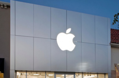 Keuntungan Kuartal Turun, Apple Cetak Rekor Jual 33,8 Juta iPhone