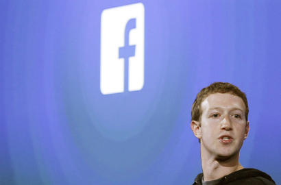 Facebook Diisukan Juga Incar Beli BlackBerry