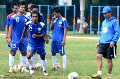 Persib Akan Uji Coba dengan Klub Jerman Demi ISL 2014