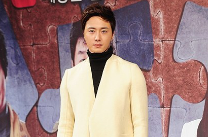 Jung Il Woo Begadang Seminggu Menulis Surat untuk Fans