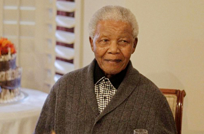 Nelson Mandela Wafat di Usia 95 Tahun