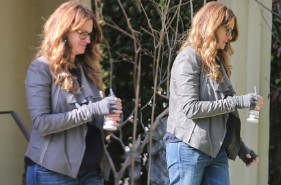 Perut Membuncit, Julia Roberts Hamil?