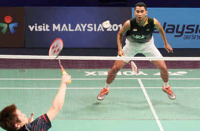Tommy Sugiarto Raih Juara Grup dan Lolos ke Semifinal BWF Superseries