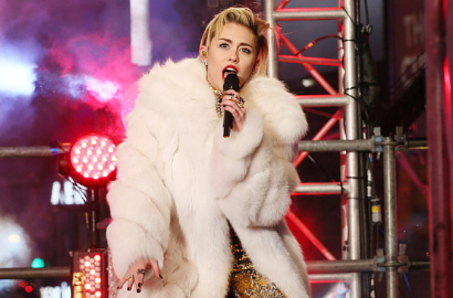 Miley Cyrus Ingin Bagi Banyak Hadiah untuk Fans di Tur 'Bangerz'