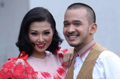 Ruben Onsu Bantu Wenda Tan Kembali Tegar Setelah Keguguran