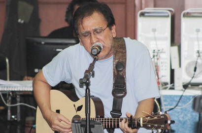 Iwan Fals Akhirnya Siap Nyanyi Lagu Bencana di '40 Tahun Eros Djarot'