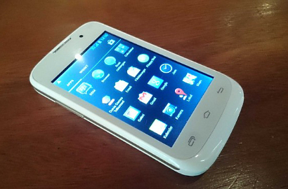 Smartphone Murah TiPhone A508 Dibanderol Rp 600 Ribu di Indonesia