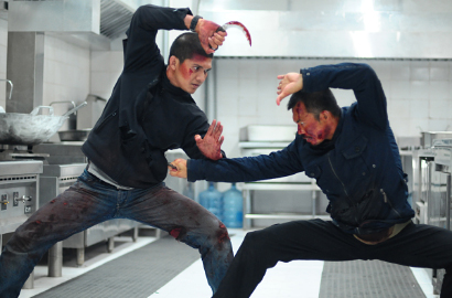 Intip Foto Pertarungan Berdarah Iko Uwais di 'The Raid 2'
