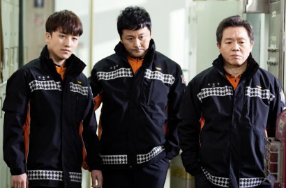 Serial Seungri Pindah Lokasi Syuting Karena 'Avengers 2'